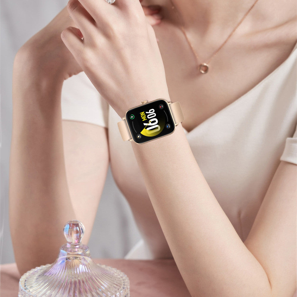 smartwatch with voice assistant